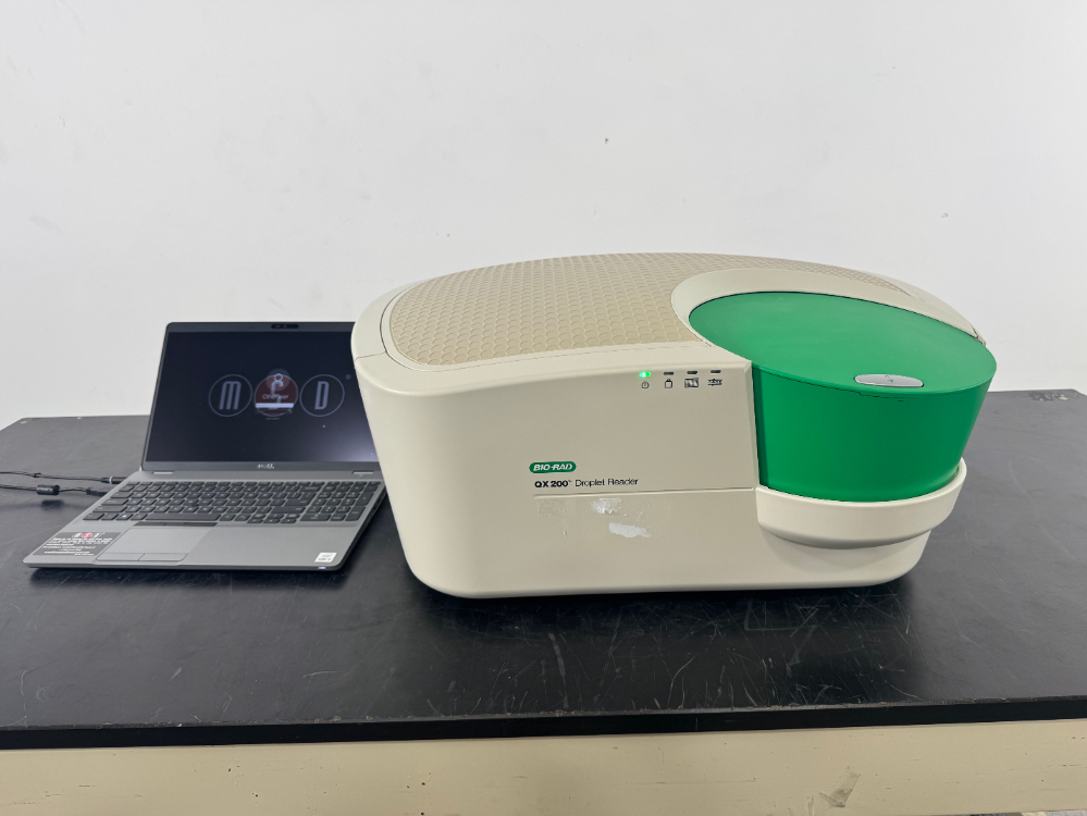 Image of Bio-Rad QX200 Droplet Reader